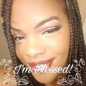 Meet your Posher, Carla